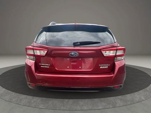 Used 2017 Subaru Impreza 2.0i Premium image 6