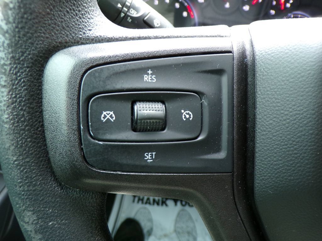 Used 2020 Chevrolet Silverado 1500 Custom w/ Custom Value Package AWD/4WD image 31