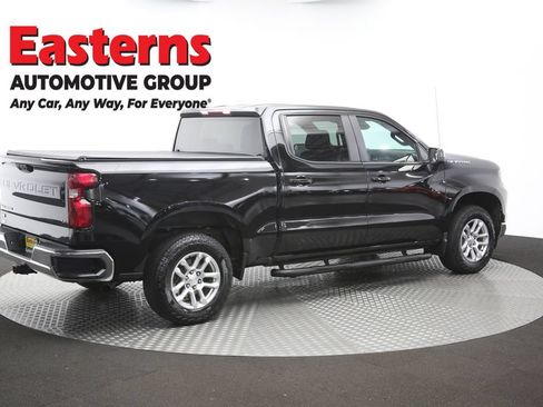 Used 2023 Chevrolet Silverado 1500 LT AWD/4WD image 44