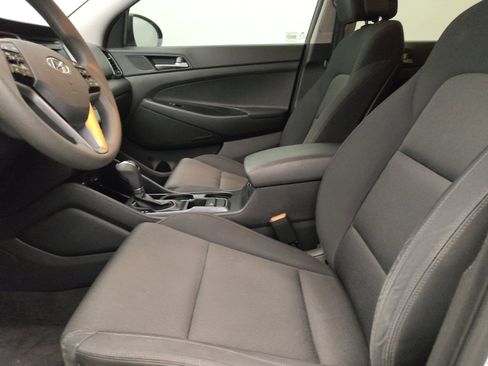 Used 2017 Hyundai Tucson SE image 17