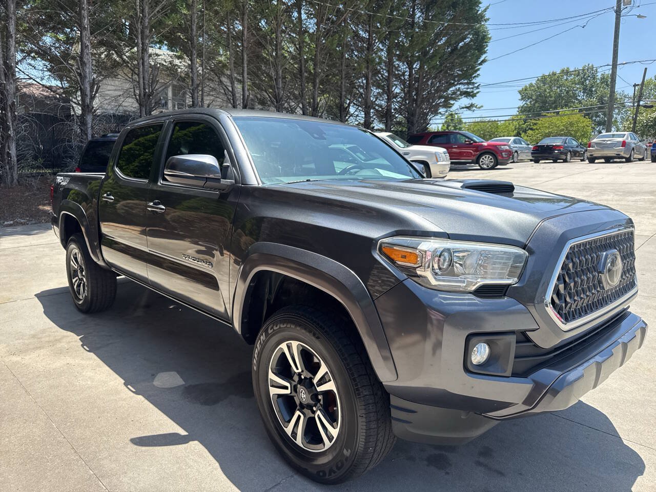 Used 2019 Toyota Tacoma TRD Sport AWD/4WD image 7