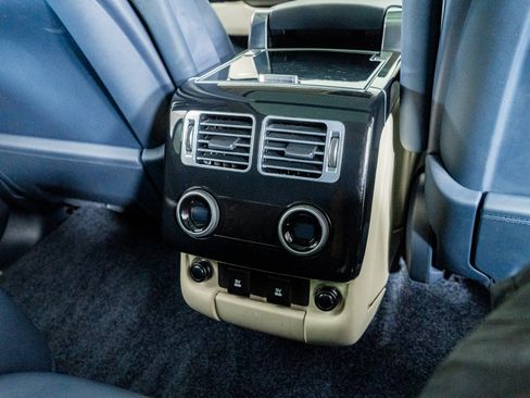 Used 2020 Land Rover Range Rover Long Wheelbase Autobiography image 57