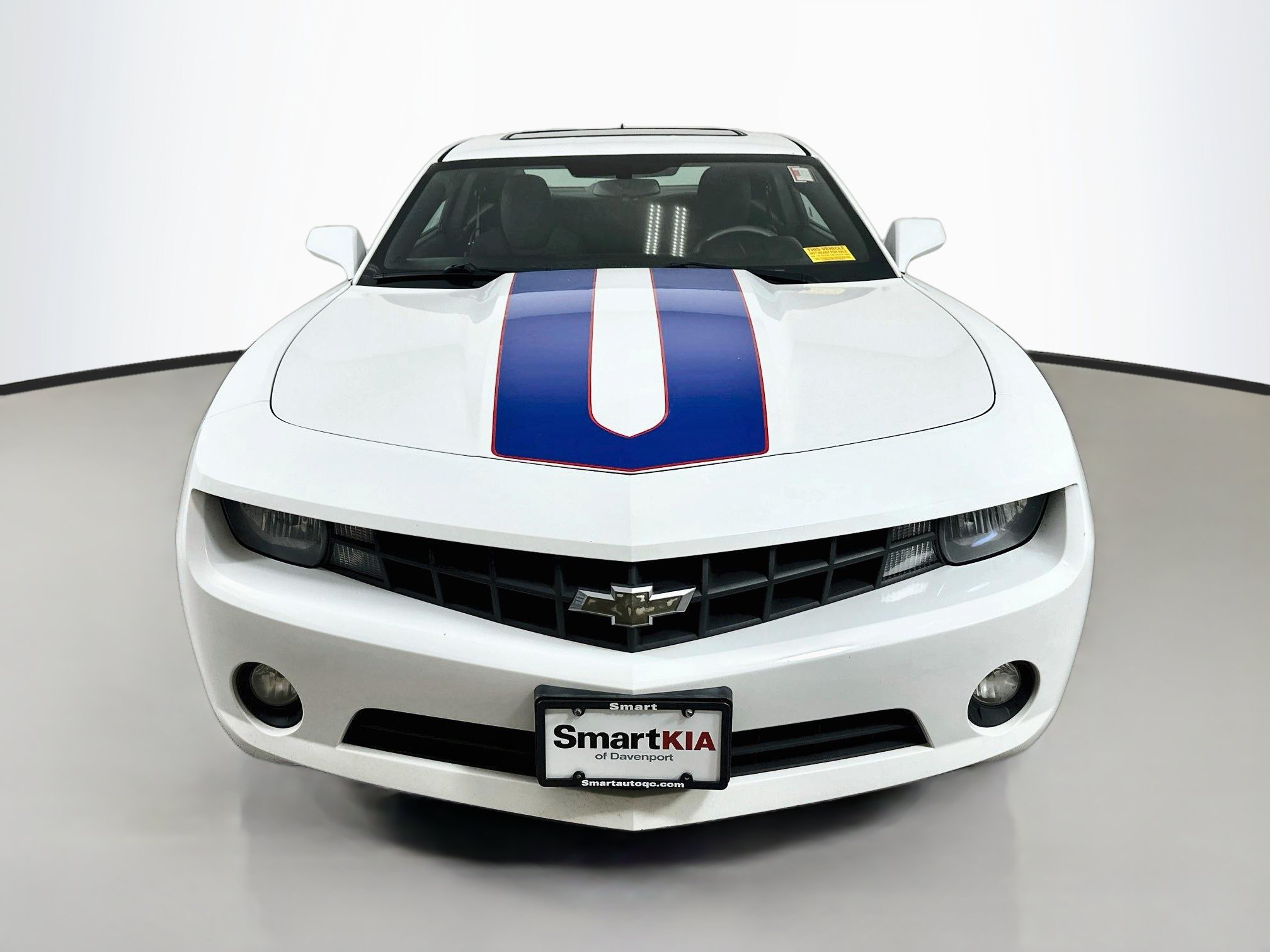 Used 2013 Chevrolet Camaro LT RWD image 2