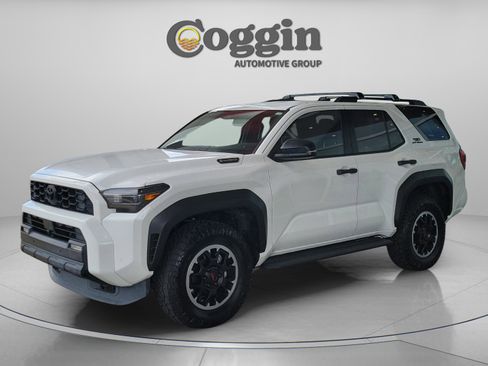 Certified 2025 Toyota 4Runner TRD Off-Road image 1