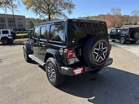 Used 2024 Jeep Wrangler Sahara w/ Safety Group image 7