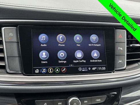 Used 2024 Buick Enclave Premium image 18