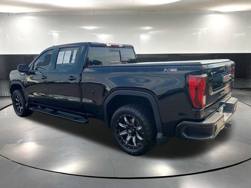 Used 2022 GMC Sierra 1500 Elevation w/ Elevation Premium Package AWD/4WD image 9