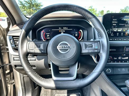 Used 2021 Nissan Rogue Platinum AWD/4WD image 19