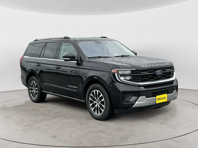 Used 2025 Ford Expedition Platinum AWD/4WD image 3