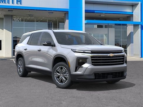 New 2026 Chevrolet Traverse LT FWD image 7