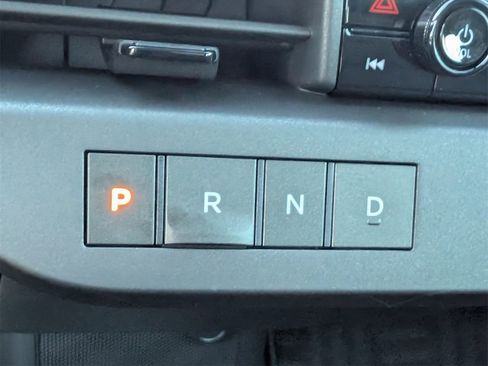 New 2026 Nissan Leaf Platinum+ image 18