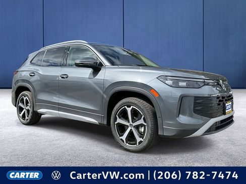 New 2026 Volkswagen Tiguan SE image 1