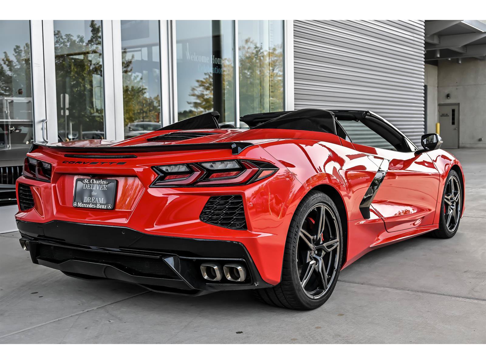 Used 2024 Chevrolet Corvette Stingray Premium Conv w/ 3LT RWD image 8