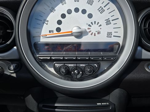 Used 2014 MINI Cooper Convertible image 21