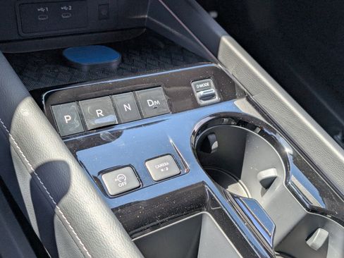 New 2026 Nissan Murano SL image 12