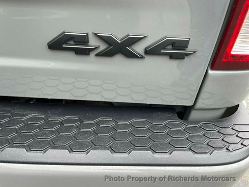 Used 2022 RAM 1500 Express w/ Ceramic Grey Express Package image 8