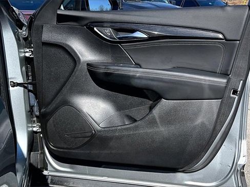 Used 2023 Buick Envision Essence image 28