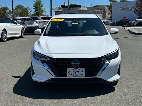 Used 2024 Nissan Sentra SV FWD image 8