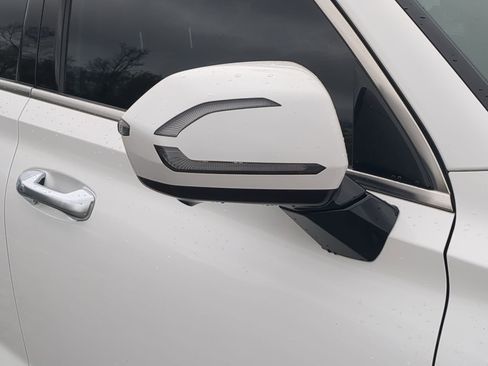 Used 2021 Hyundai Palisade Calligraphy image 10