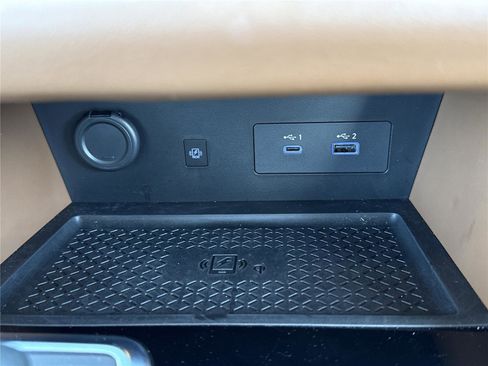 Used 2025 Nissan Pathfinder Platinum w/ Cargo Package FWD image 8