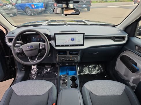 New 2026 Ford Maverick XLT image 14