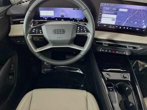 New 2026 Audi Q3 quattro 2.0T image 5