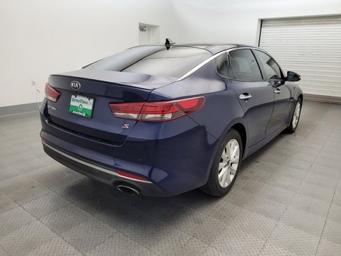 Used 2018 Kia Optima S w/ Panoramic Sunroof Package FWD image 9