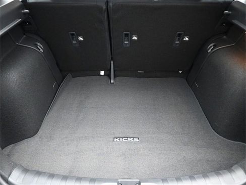 New 2025 Nissan Kicks Play S image 3