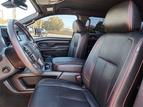 Used 2024 Nissan Titan PRO-4X w/ Pro-4x Convenience Package image 14