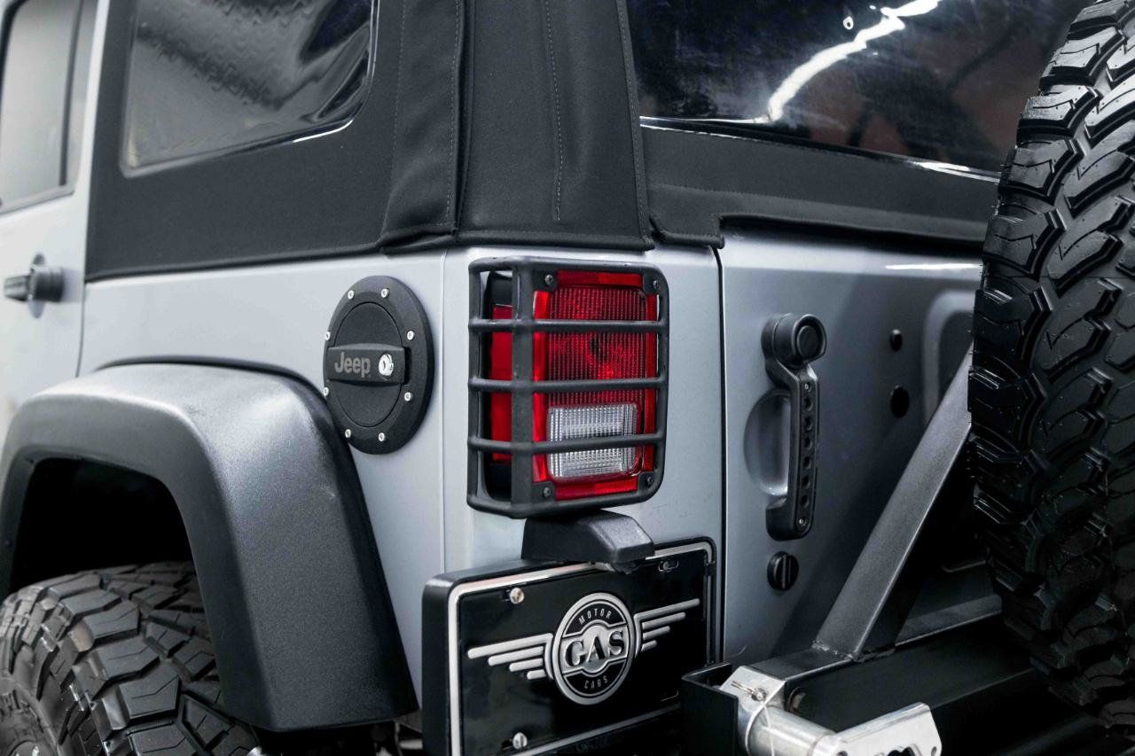 Used 2015 Jeep Wrangler Unlimited Sport w/ Quick Order Package 23S AWD/4WD image 37