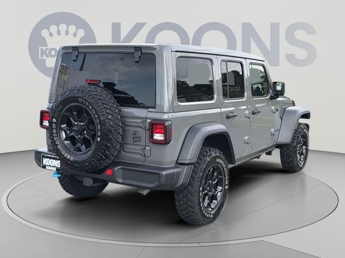 Used 2023 Jeep Wrangler Unlimited w/ Sun & Screen Package AWD/4WD image 7