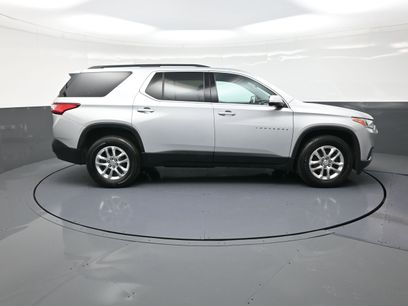 Used 2020 Chevrolet Traverse LT