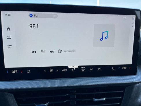 New 2026 Ford Explorer Platinum w/ LUX Leather Package image 9