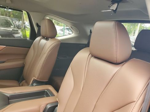 Used 2025 Acura MDX FWD w/ Technology Package image 13