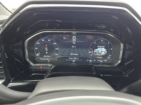 Used 2024 GMC Sierra 1500 Elevation w/ LPO, Elevation Black Package image 14