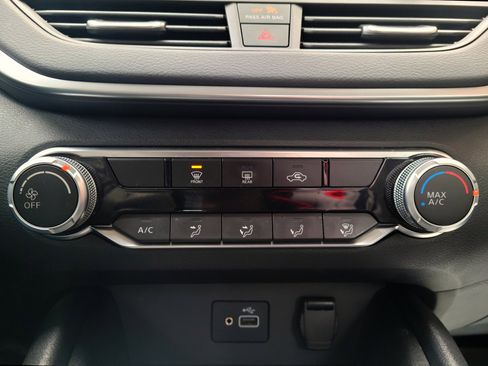 Used 2021 Nissan Altima 2.5 S image 13