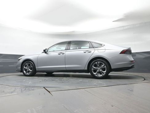 Used 2023 Honda Accord EX image 26