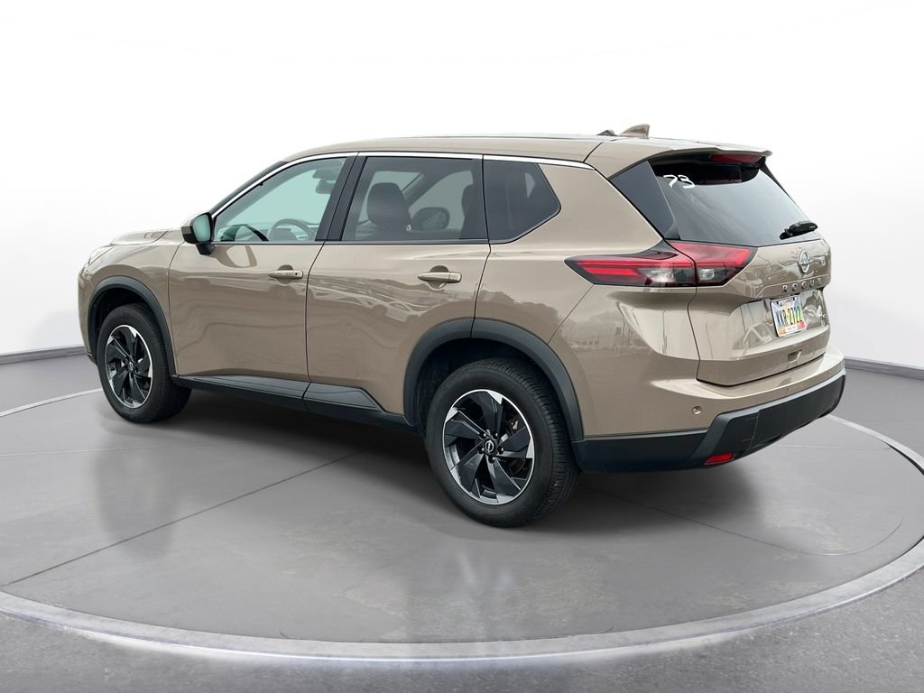 Used 2025 Nissan Rogue SV AWD/4WD image 6