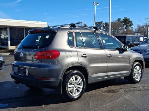 Used 2015 Volkswagen Tiguan S image 6