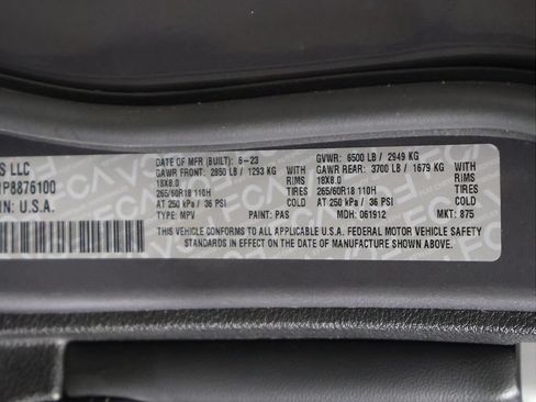 Used 2023 Jeep Grand Cherokee L Limited AWD/4WD image 62