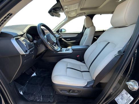 Used 2024 MAZDA CX-90 Plug-In Hybrid w/ Preferred AWD/4WD image 9