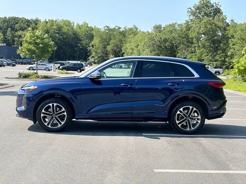 Used 2025 Audi Q5 Premium w/ Convenience Package AWD/4WD image 3