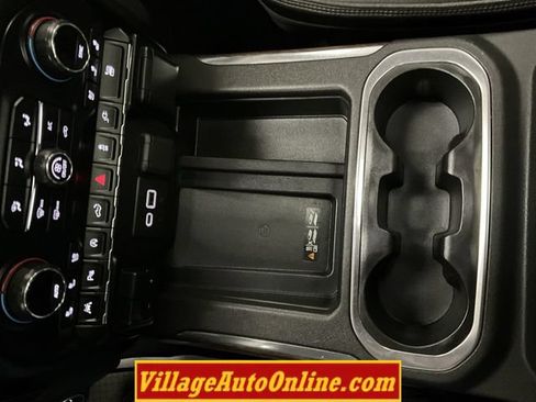 Used 2019 Chevrolet Silverado 1500 High Country w/ Technology Package AWD/4WD image 22