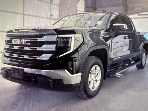 Used 2026 GMC Sierra 1500 SLE AWD/4WD image 4