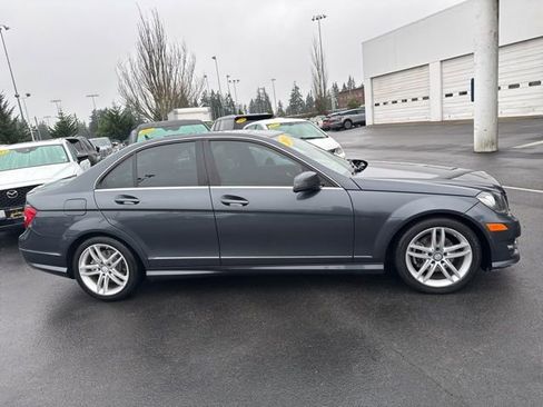 Used 2014 Mercedes-Benz C 250 Sedan image 5