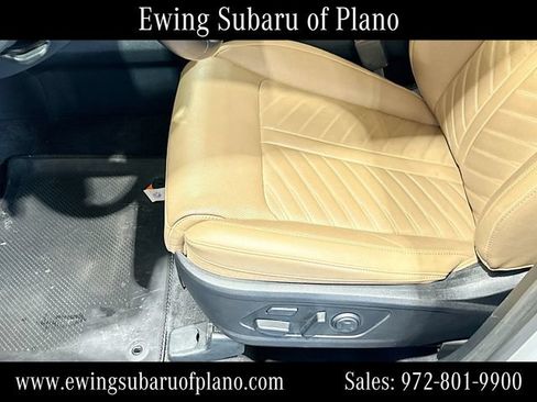 Used 2025 Kia Sorento SX Prestige w/ Olive Brown Leather Package AWD/4WD image 20
