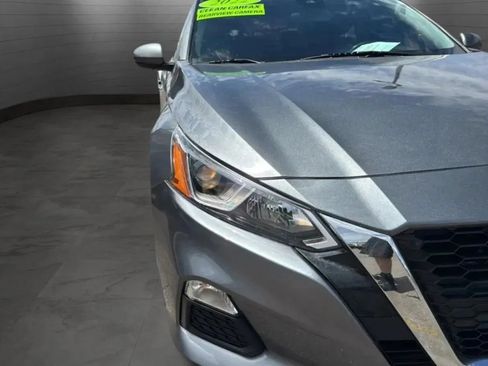 Used 2022 Nissan Altima 2.5 S FWD image 44
