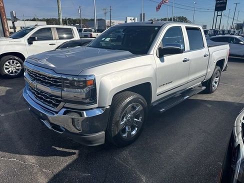 Used 2018 Chevrolet Silverado 1500 LTZ w/ Sport Package image 2