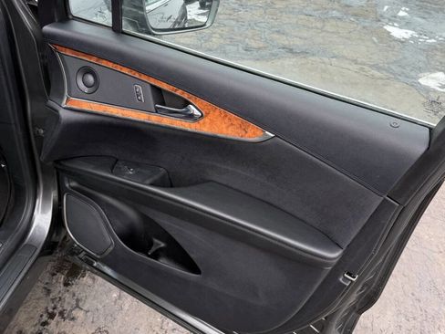 Used 2019 Lincoln Nautilus Reserve image 11