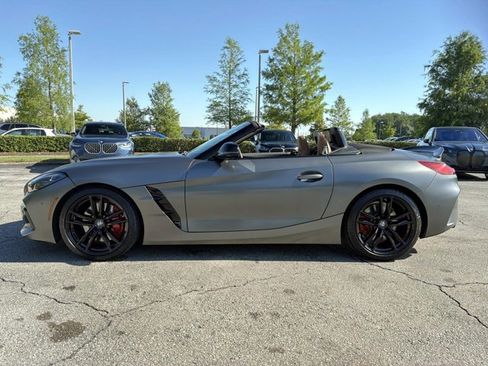 Certified 2023 BMW Z4 M40i w/ Premium Package RWD image 8